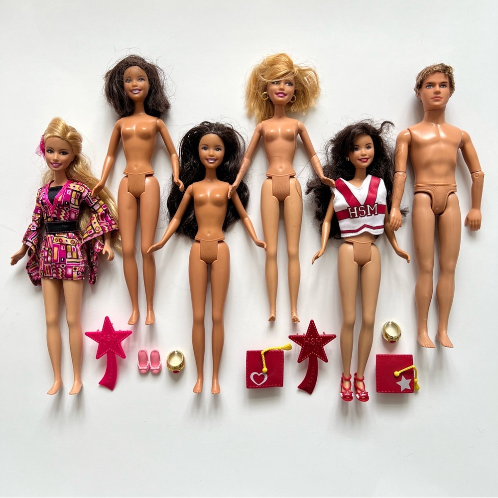 High School Musical doll lot (Graduation day, Sharpay, Gabrielle, Troy)